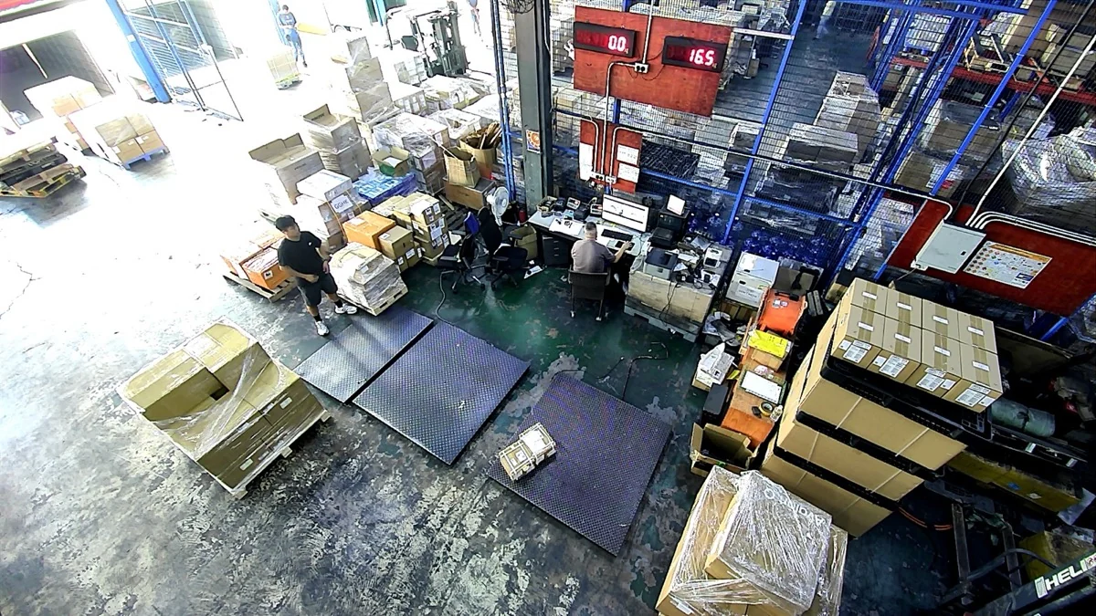Consolidated IC components from China to Brazil — shipment handling photo 3