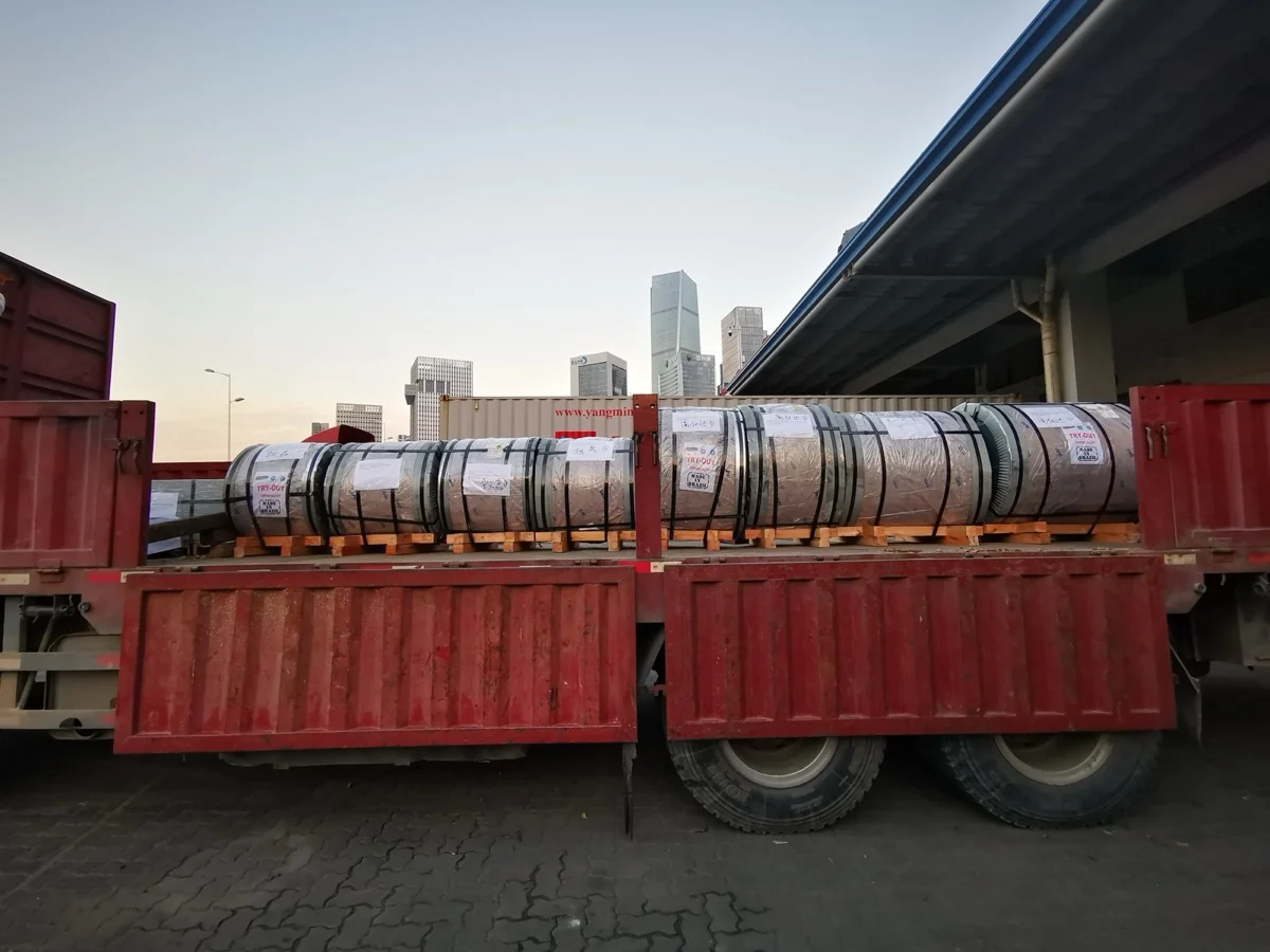 Production-material distribution from Brazil to China — shipment handling photo 4