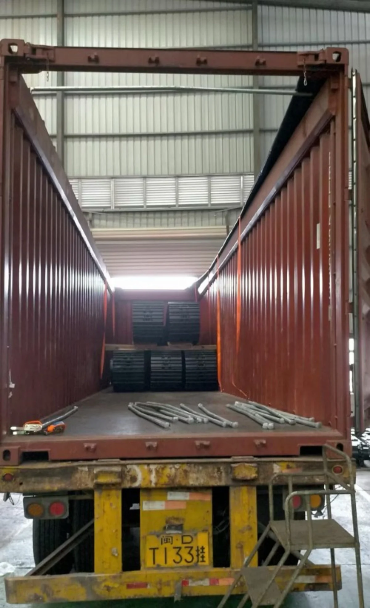 Overweight machinery parts to Durban — shipment handling photo 2