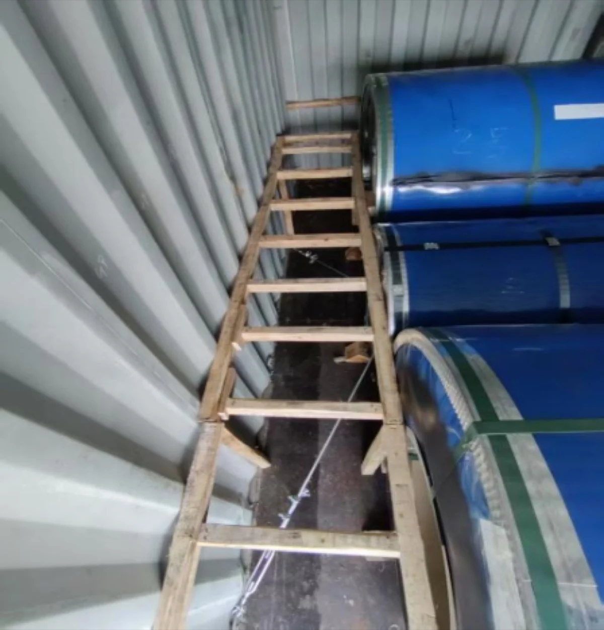 Coiled steel in an overweight container to Dhaka — shipment handling photo 1